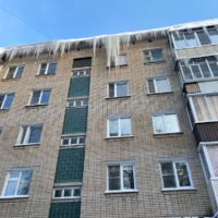 Управляющим компаниям напомнили о сосульках