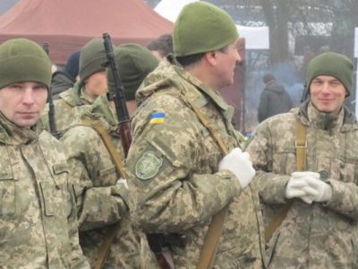 Украинские пограничники переходят на сторону России
