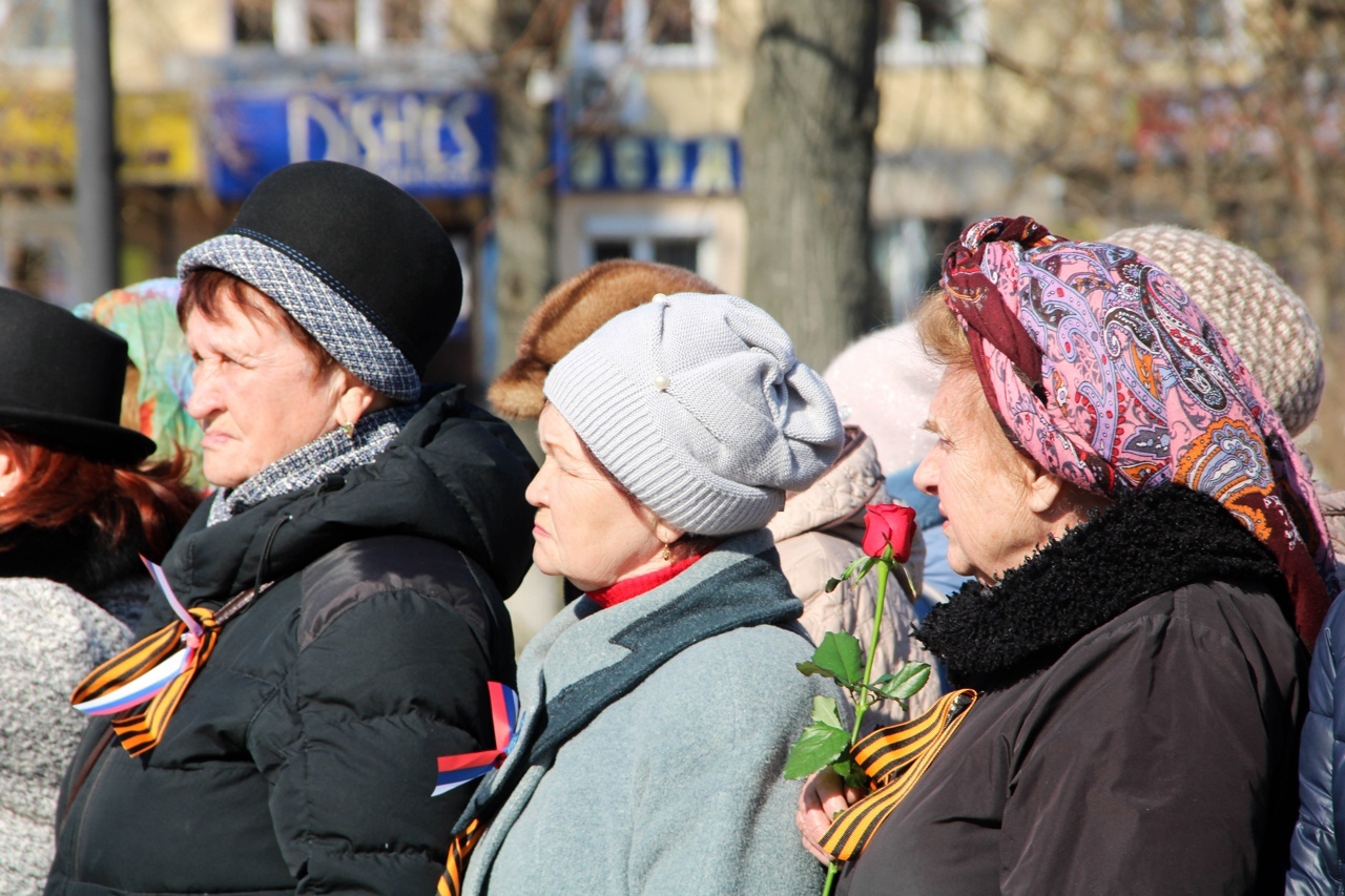 Новости калуги сегодня свежие события. Митинг в Калуге. Ветераны Украины. Митинг на площади Победы в Калуге 17 февраля ВК 2023.