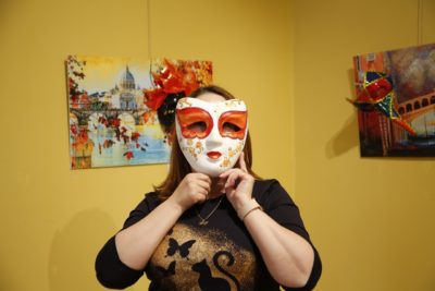 Калужанам предлагают сделать венецианскую маску