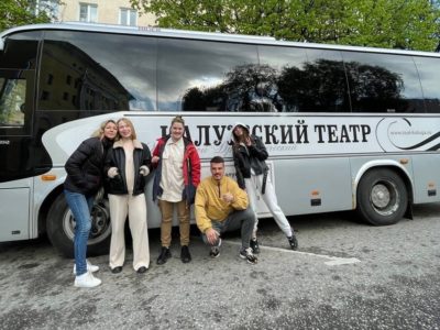 Калужский драмтеатр отправился на гастроли в Брянск