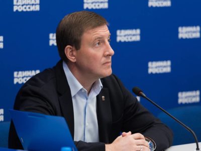 «Единая Россия» предложила наделить гражданский персонал, участвующий в СВО, статусом ветеранов боевых действий