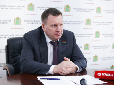 Геннадий Новосельцев поздравил «Калужскую неделю» с юбилеем