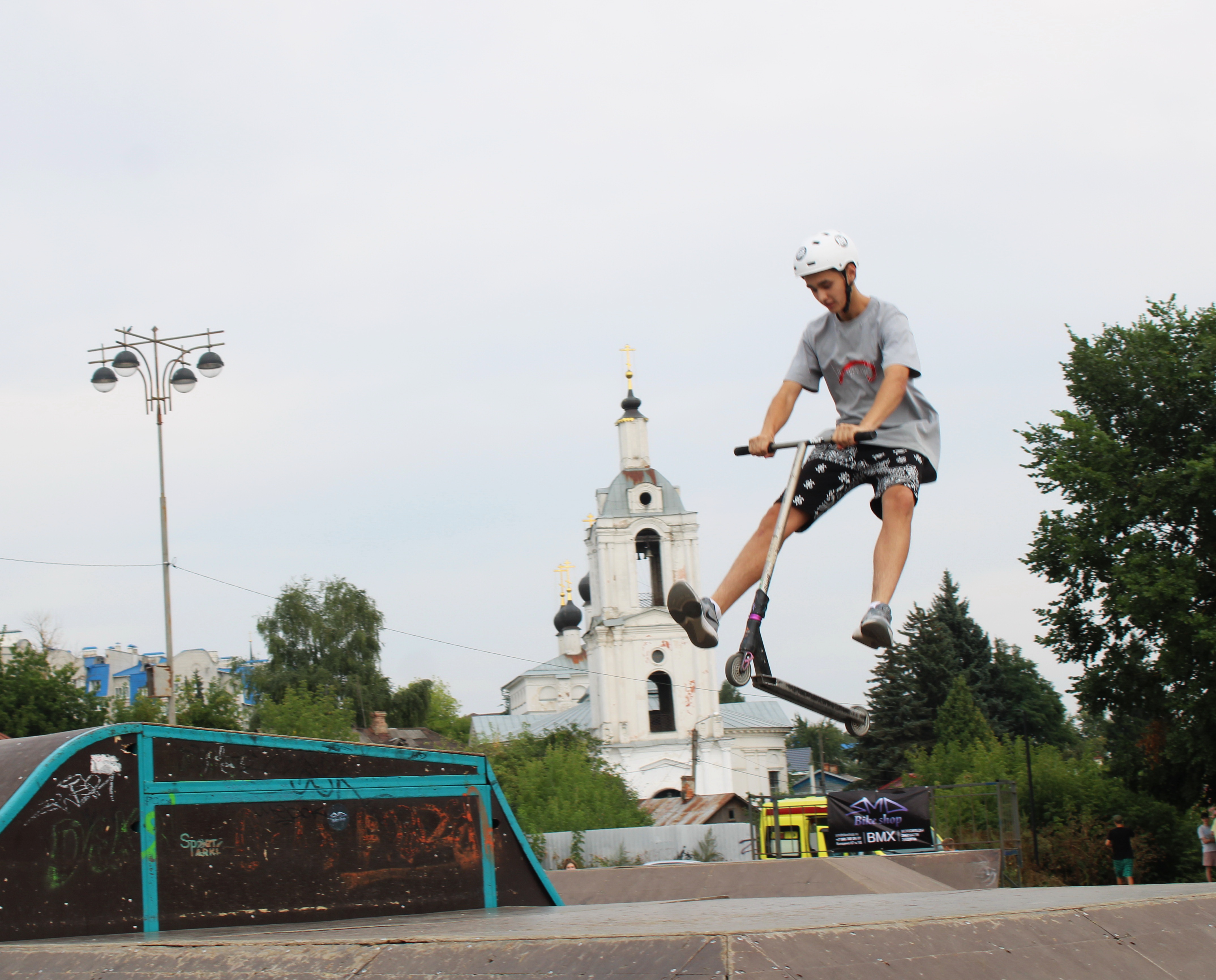 День города калужская область. Экстремалы. Спорт в городе Калуга. День города Калуга 2019 год.