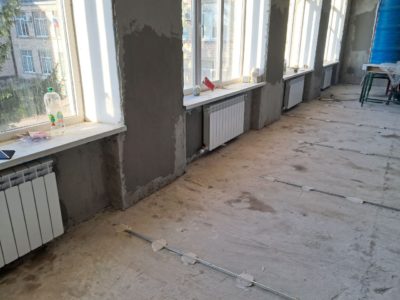 Калужские строители продолжают ремонт школ и детсадов Первомайска