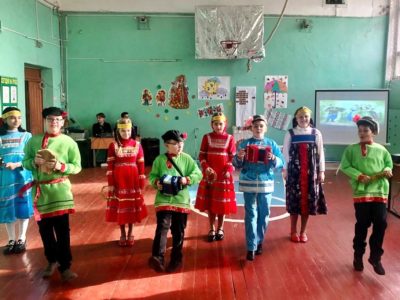 Калужские школьники приняли участие в «Осенних посиделках»