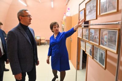 Владислав Шапша посетил детскую школу искусств в Мещовске