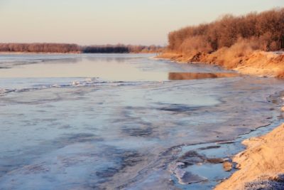 ГУ МЧС информирует: толщина льда на закрытых водоемах составляет 26 сантиметров