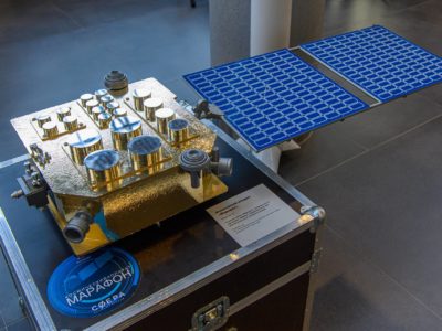 Музей космонавтики получил в дар от «Роскосмоса» макеты спутников