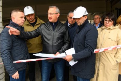 Владислав Шапша провёл планёрку на площадке будущего технопарка рабочих профессий