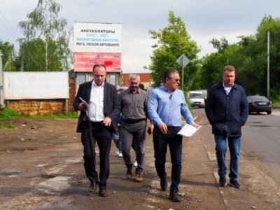 Дмитрий Денисов проверил ход реконструкции Синих мостов 
