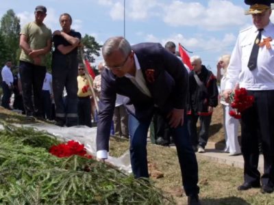 На мемориальном комплексе в деревне Барсуки перезахоронили останки 56 бойцов