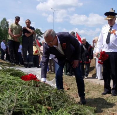 На мемориальном комплексе в деревне Барсуки перезахоронили останки 56 бойцов