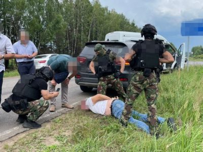 В Калужской области арестованы четверо «полицейских»-разбойников