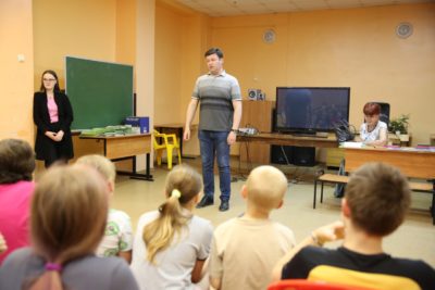 Юрий Моисеев проверил, как отдыхают белгородские дети