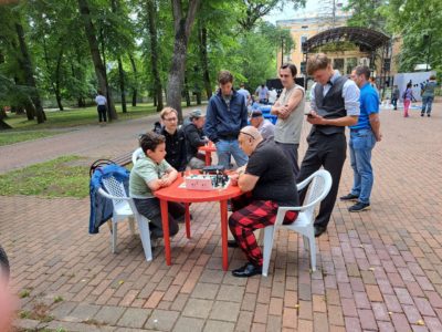 Калужане приняли участие в Фестивале шахмат «Ход конём»