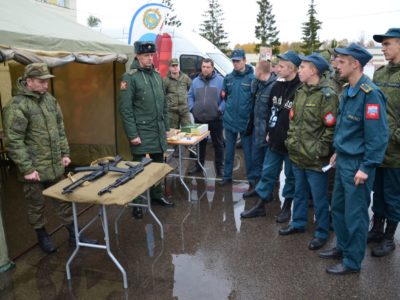 Юным калужанам рассказали о службе в армии