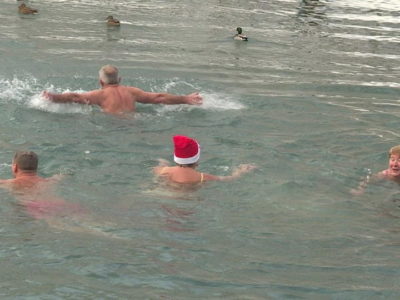 Калужан пригласили на новогодний заплыв