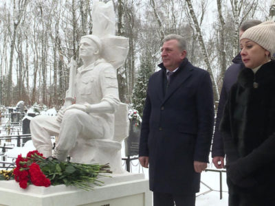 В Калужской области открыли памятник участнику СВО