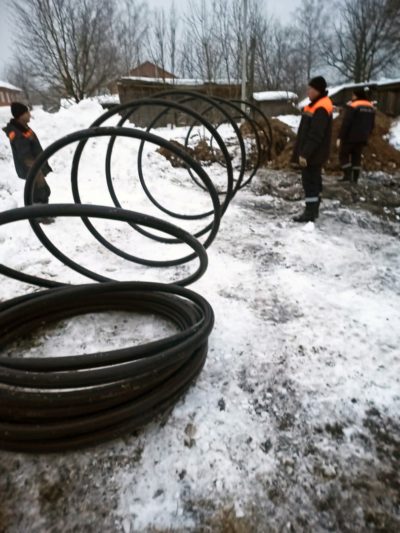 Аварийный участок водовода в пригороде Калуги заменен