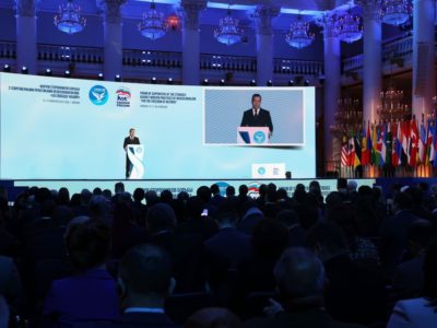 «Единая Россия» провела первый Международный форум сторонников борьбы с современными практиками колониализма «За свободу наций!»