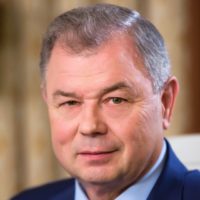 Сенатор Анатолий Артамонов поздравил калужан с Днем защитника Отечества