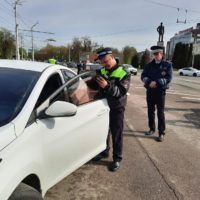 Два калужских автомобилиста попали под арест за тонировку