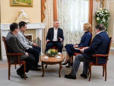 Губернатор Владислав Шапша откровенно ответил на острые вопросы журналистов