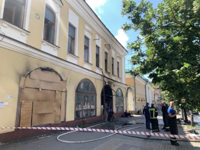 В центре Калуги при пожаре пострадал человек