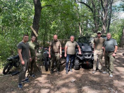 Калужские подразделения в зоне СВО усилили мототехникой