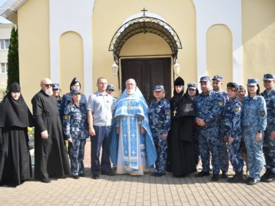 Сотрудники УФСИН почтили память коллег, погибших при исполнении служебного долга