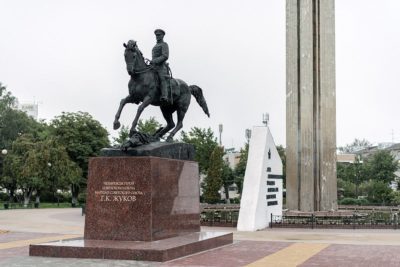 1 декабря — день рождения Георгия Константиновича Жукова