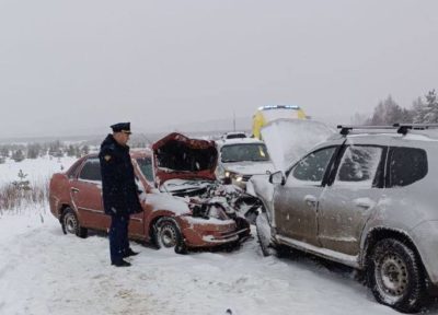 Один человек погиб и пятеро получили травмы в тройном ДТП под Калугой