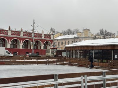 Каток на Старом Торге откроют в конце декабря