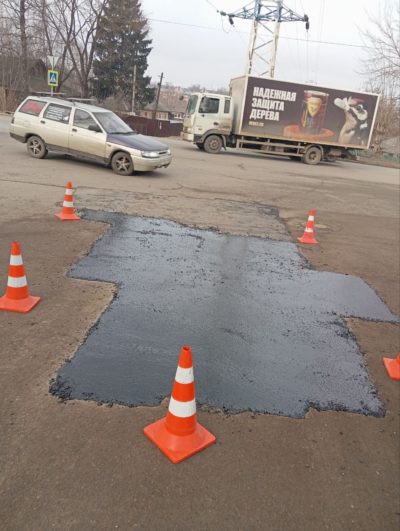 Литым асфальтом в Калуге отремонтировали 2,5 тысячи метров дорог