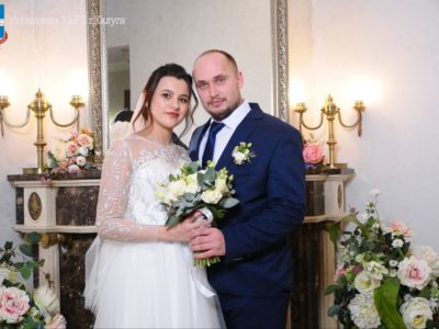 В Калуге 16 пар сыграли свадьбу в первый день весны