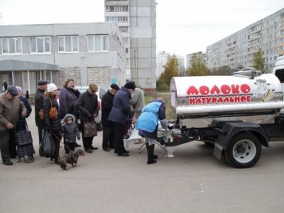 Торговцам бочковым молоком разрешили повысить цены