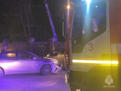 В Калуге около кладбища в ДТП пострадали несколько человек