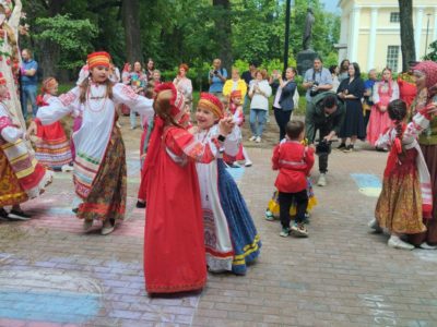 В День России прошёл Х Открытый фестиваль народного творчества имени Галины Лупандиной «Кладовая радости»