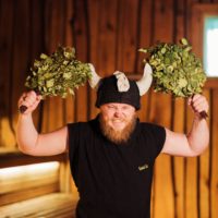 С лёгким паром!