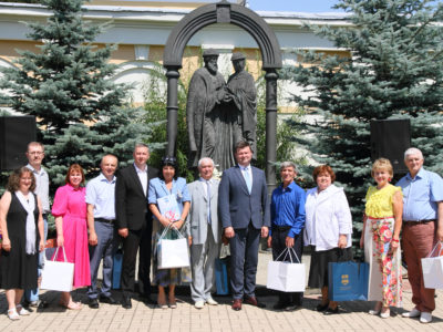 Калужским семьям вручили медали «За любовь и верность»