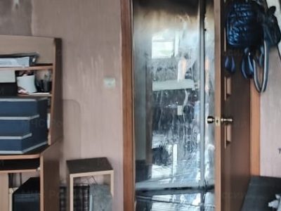 На Правом берегу загорелись две квартиры