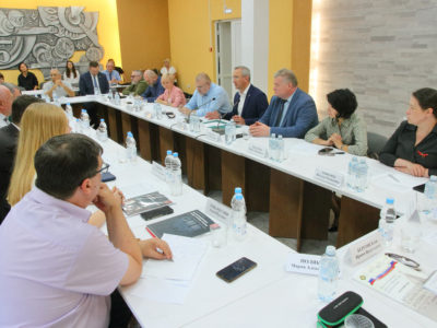 История не терпит лжи