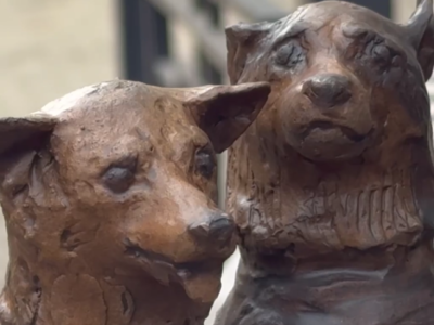 Белка и Стрелка забронзовели Белка и Стрелка забронзовели