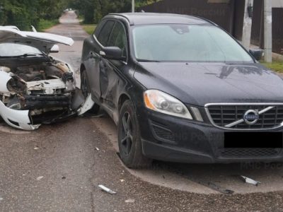 Несколько человек пострадали в ДТП в Калуге