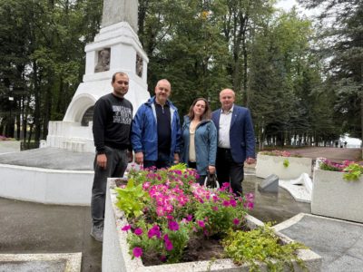 В Калуге облагородили могилу К.Э. Циолковского В Калуге облагородили могилу К.Э. Циолковского