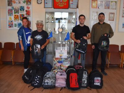 Калужане присоединились к акции «Собери ребенка в школу» в Первомайске Калужане присоединились к акции «Собери ребенка в школу» в Первомайске