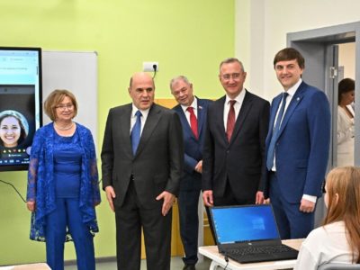 Михаил Мишустин поздравил лопатинских школьников с новой школой