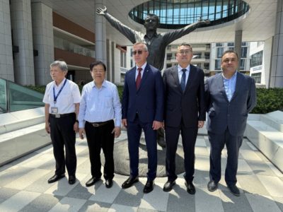 Владислав Шапша открыл в Китае символ «космического сближения» Калужской области и КНР Владислав Шапша открыл в Китае символ «космического сближения» Калужской области и КНР