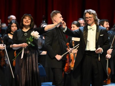 В Калуге дали старт 81-му концертному сезону В Калуге дали старт 81-му концертному сезону